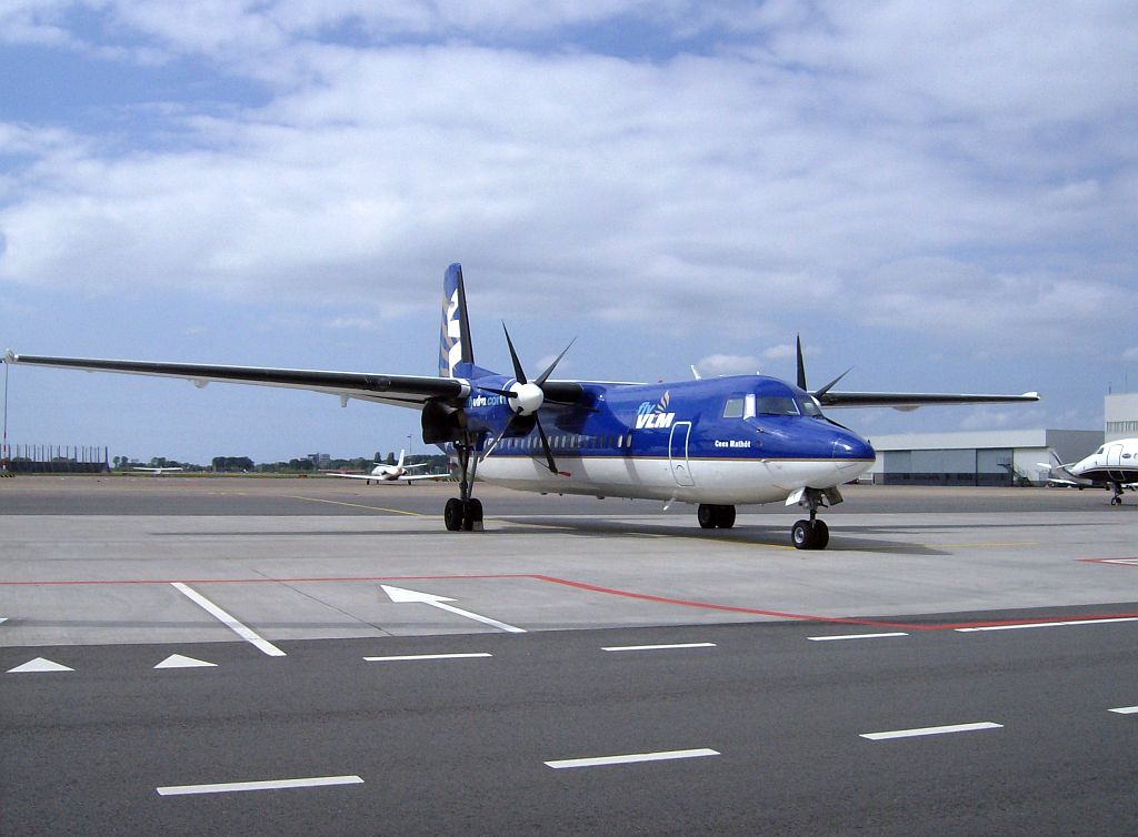 Platform Oost- OO-VLT Fokker F.50 Cees Mathot - Amsterdam